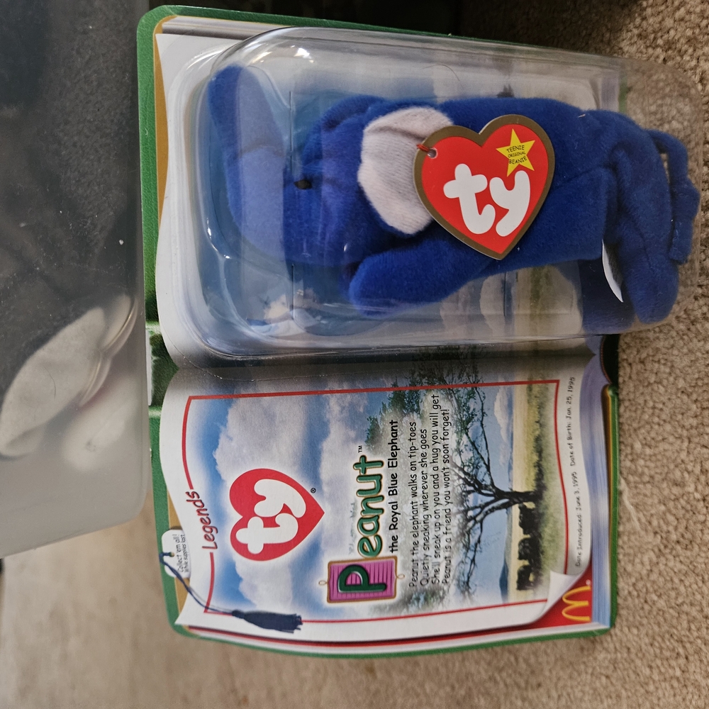 Ty Beanie Baby Peanut the Royal Blue Elephant